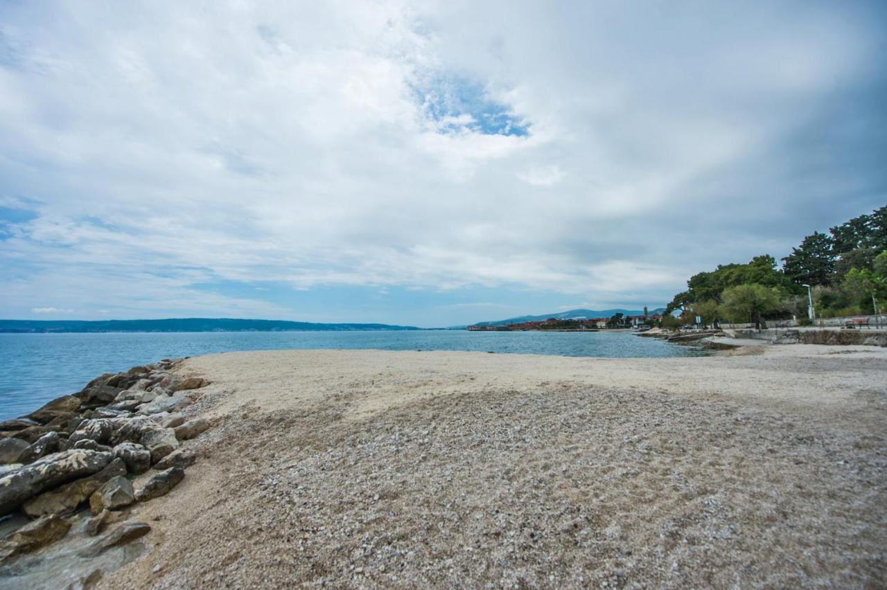 Apartments Adria Kastela Exterior photo