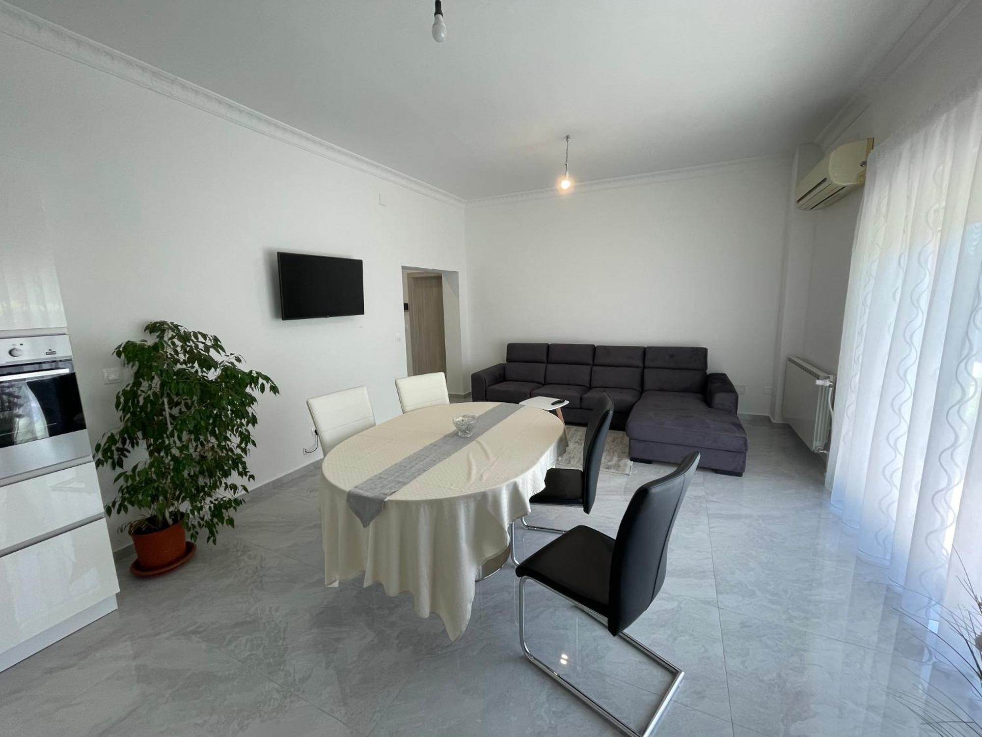 Apartments Adria Kastela Exterior photo